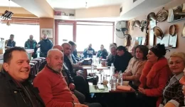 afti-ine-i-omada-tis