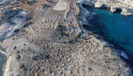 beni-freno-stin-ektos