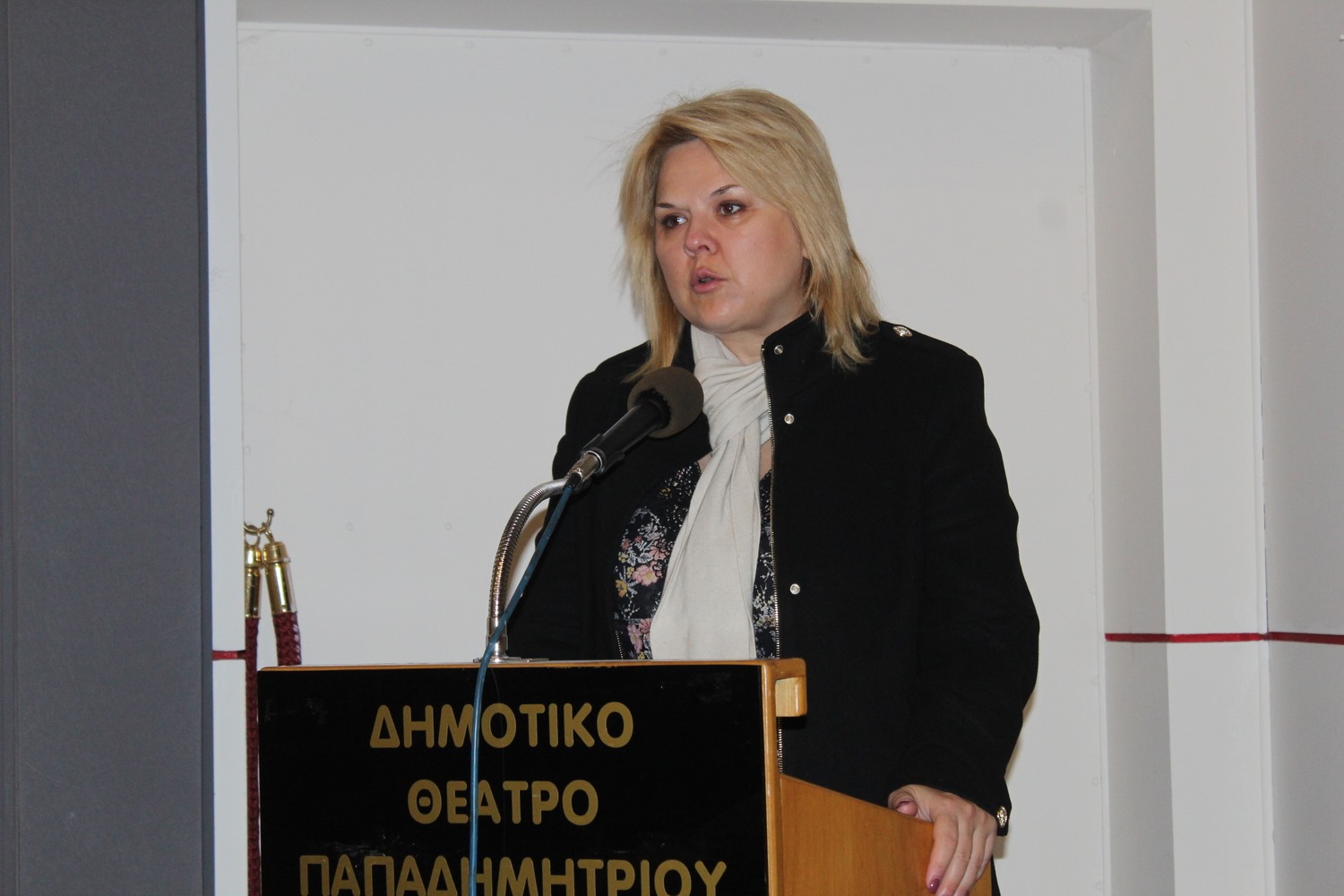chalkida-i-kontra-gia-ta
