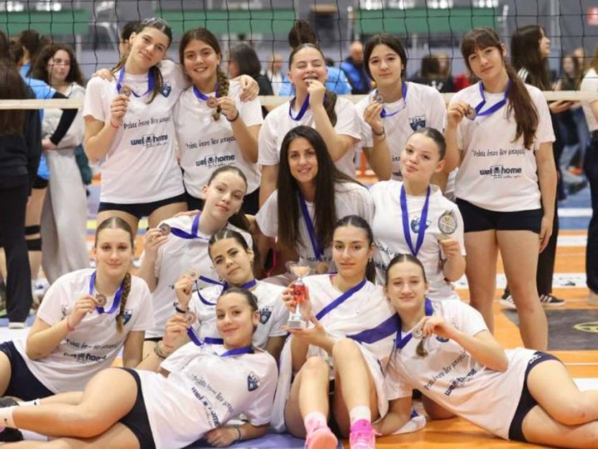 Χάλκινο  μετάλλιο για τις κορασίδες της ΓΕ Ναυπλίου