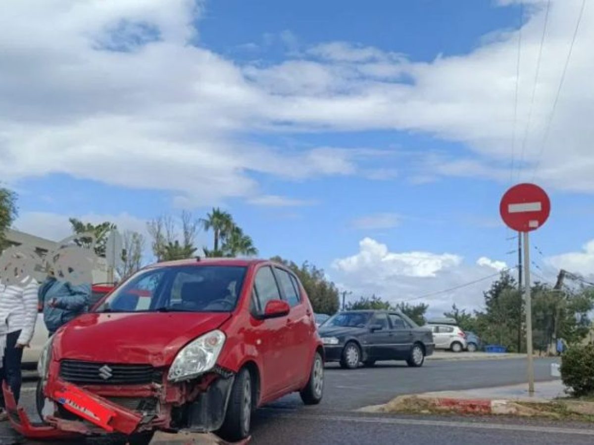 Χανιά | Καραμπόλα στη διασταύρωση για τους Τάφους των Βενιζέλων | Photos