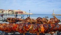 chania-pascha-sto-enetiko-limani