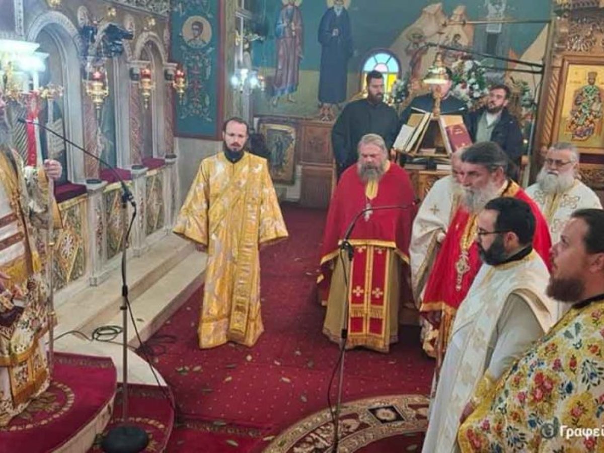 Χειροτονία Πρεσβυτέρου στον Ιερό Ναό Αγίων Αναργύρων Θύαμου Βάλτου (φωτο)