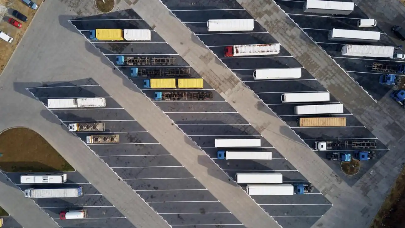 chrisafi-sta-logistics-tis-ditikis