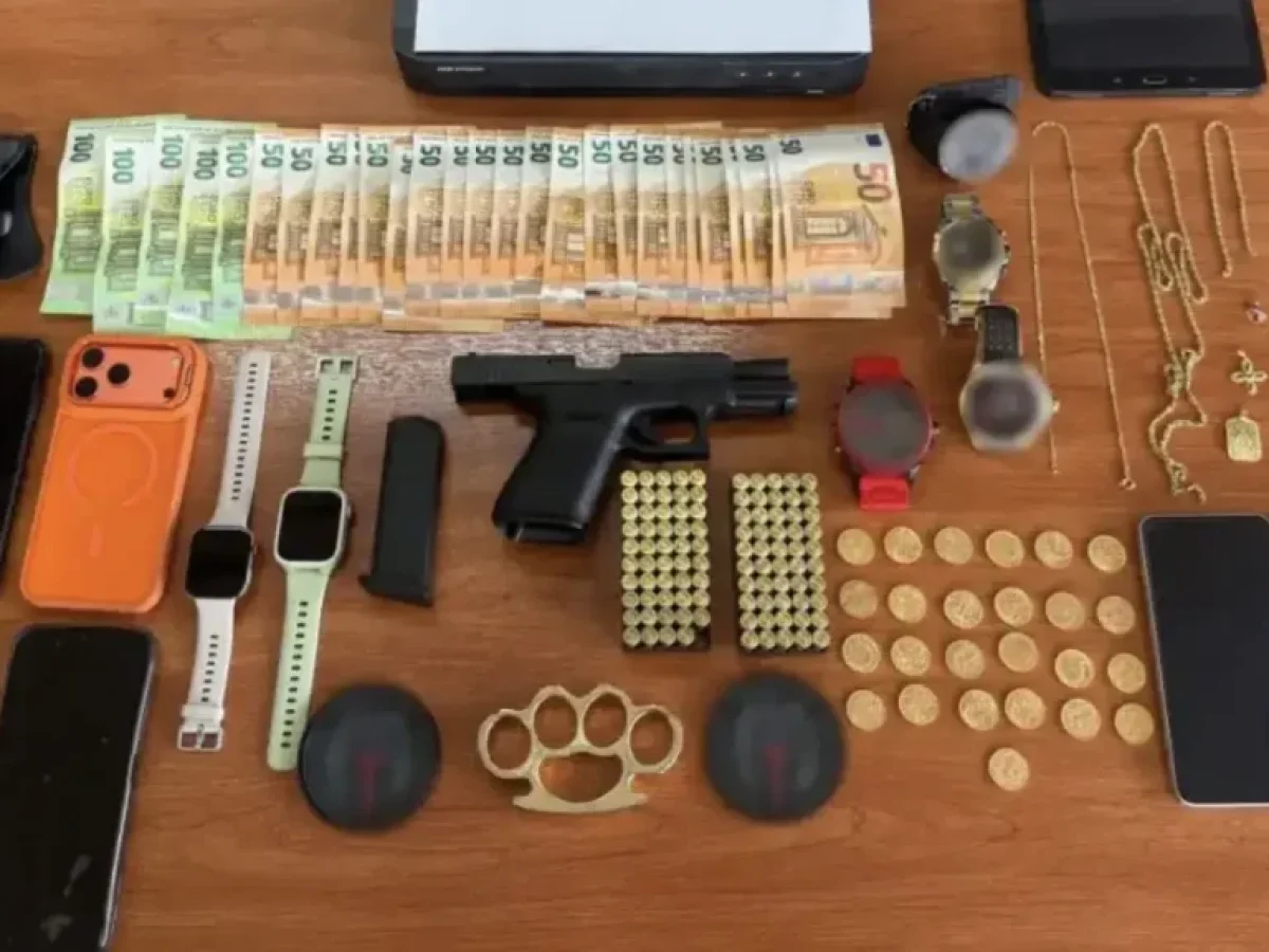 «Χρυσές» δουλειές για τους «μαϊμού» λογιστές στην Αττική: Εξάρθρωση σπείρας από την ΕΛ.ΑΣ. με λεία 1,3 εκατ. ευρώ