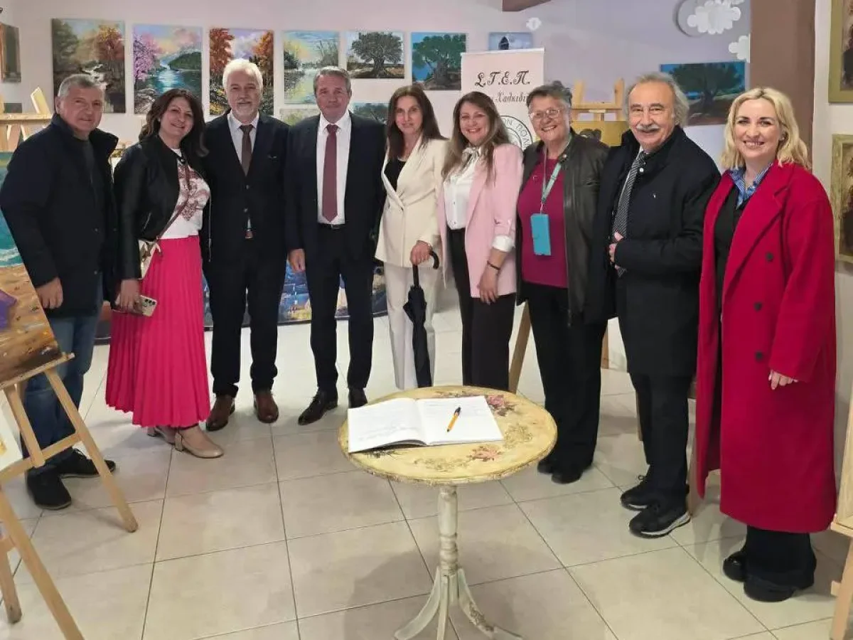 Χρώματα και Τέχνη στην «καρδιά» της Παλαιόχωρας: Με μεγάλη επιτυχία η έκθεση του Σ.Τ.Ε.Π. Β. Χαλκιδικής