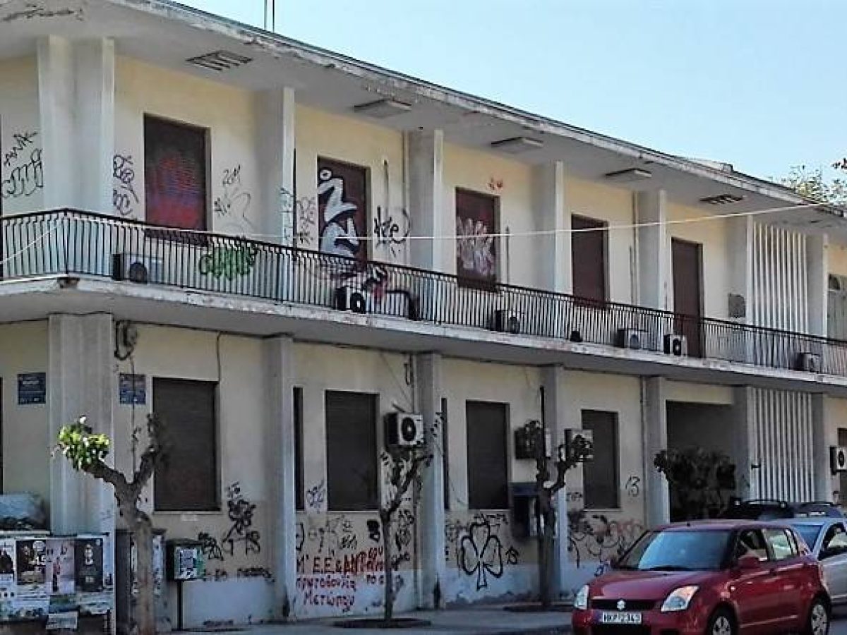 ΧΑΝΙΑ: Στο «μικροσκόπιο» το μέλλον του παλιού ΙΚΑ. Σκληρή απάντηση Σημανδηράκη στους επικριτές