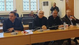 d.-trapeziotis-i-dimotiki-Αrchi