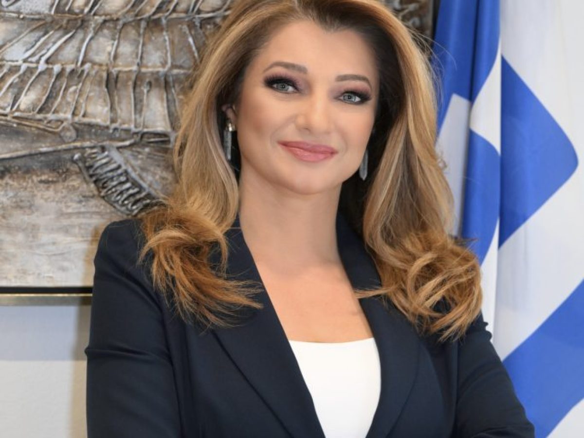 Δ.Αυγερινοπούλου: «Φως Αναστάσεως από το Φανάρι: Μήνυμα Ειρήνης, Ελπίδας και Αλληλεγγύης»