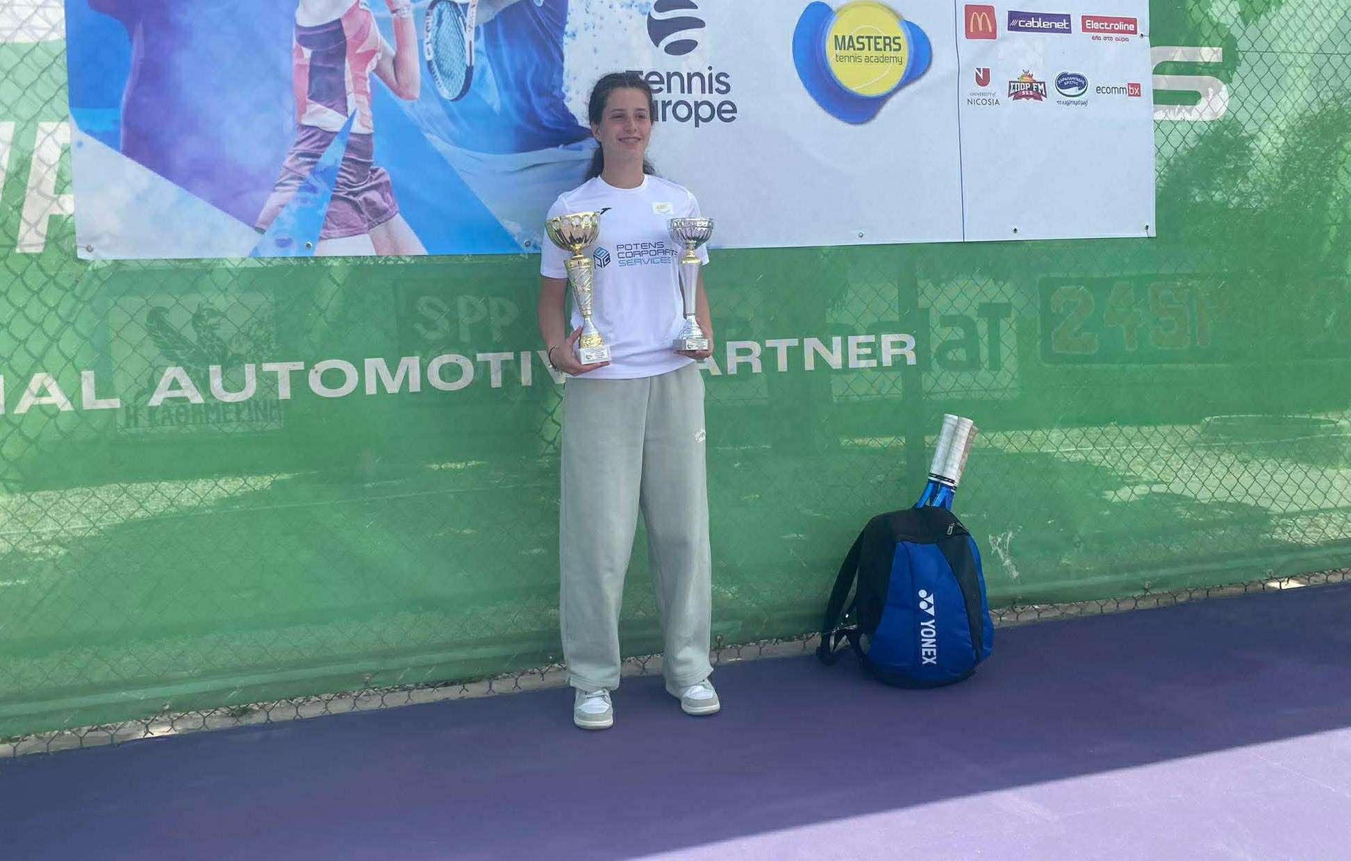 danai-margariti-to-tenis-apeti