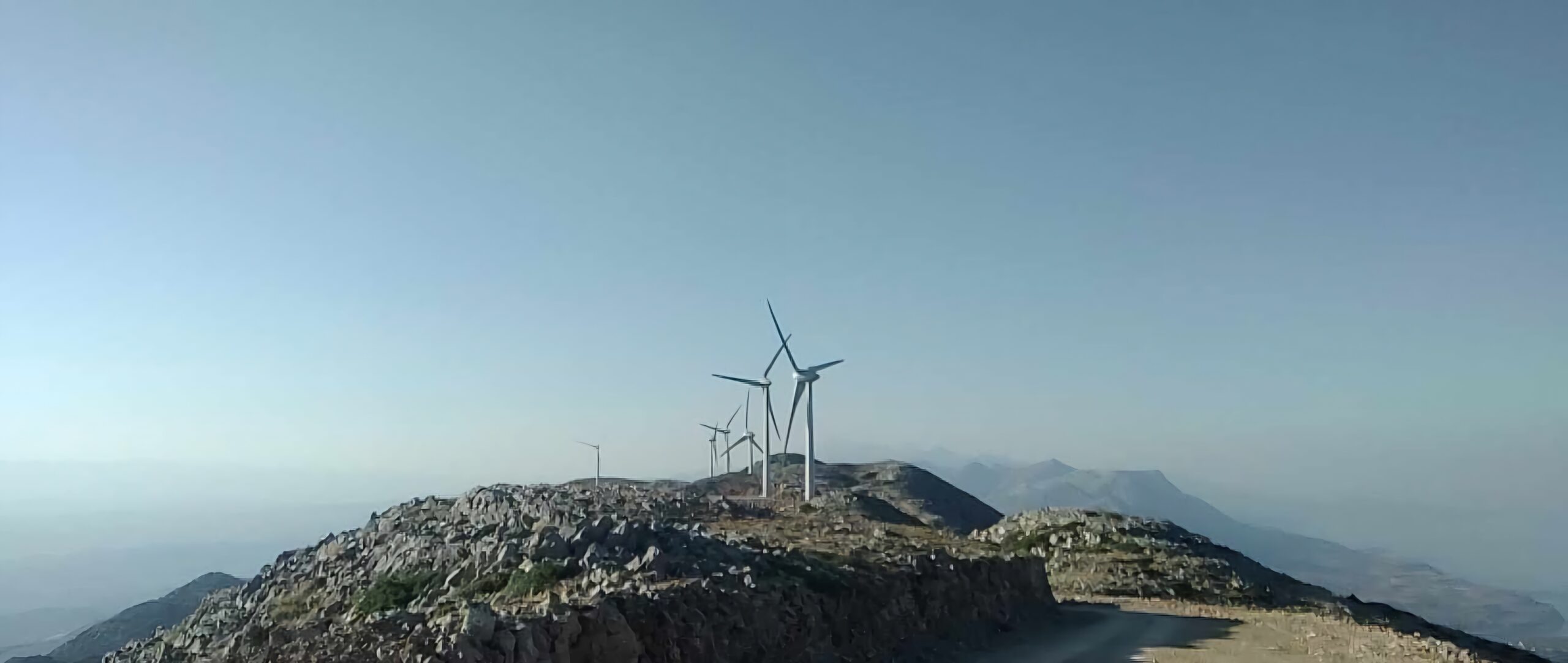 den-theloun-nea-energiaka-erga