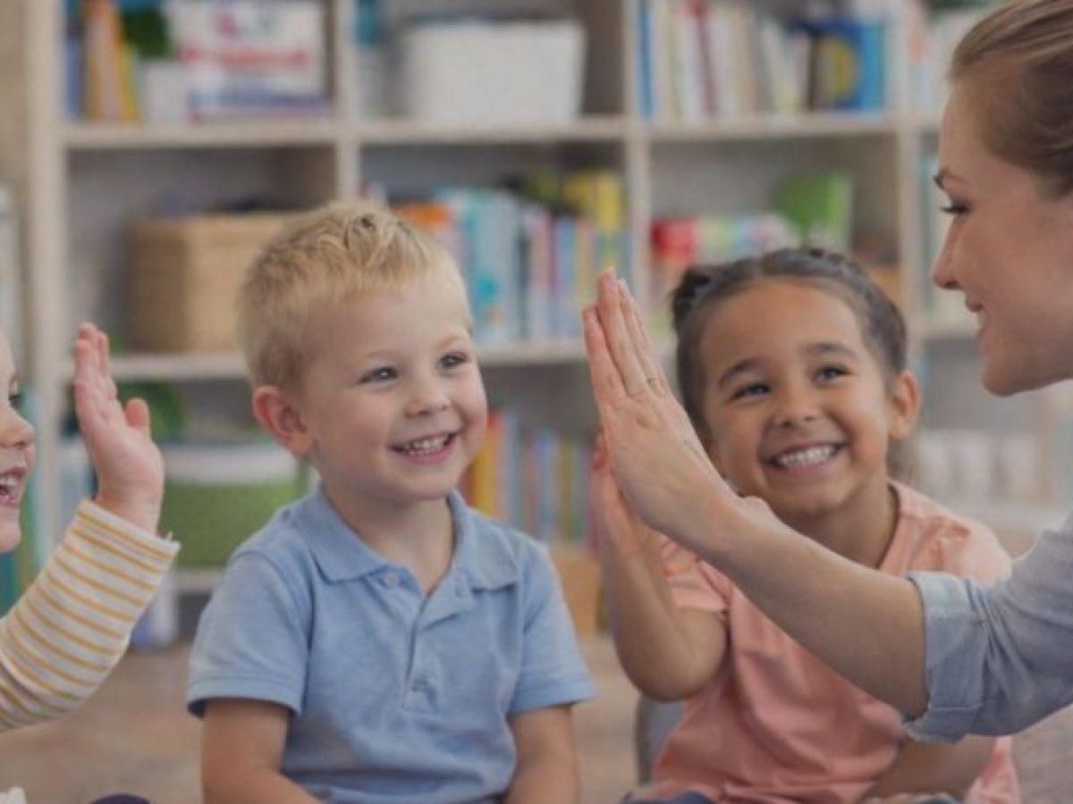 Διαδικτυακό σεμινάριο για τα δικαιώματα του παιδιού από τον Δήμο Καλαμαριάς στις 22 Απριλίου