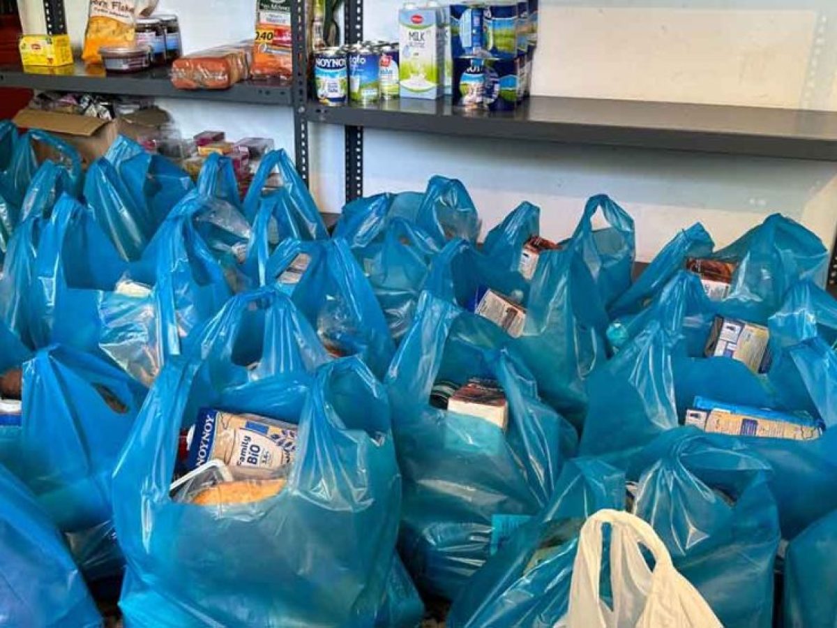 Διανομή ειδών διατροφής από το Κοινωνικό Παντοπωλείο Δήμου Αγρινίου ενόψει Πάσχα