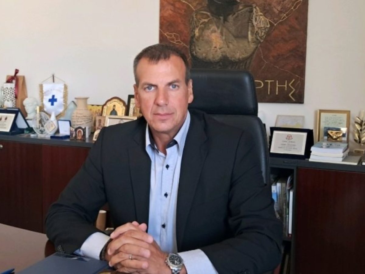 Δήμαρχος… ενιστάμενος σε «ρελάνς» για τα έργα