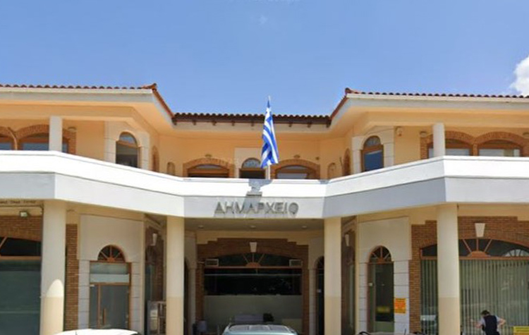 dimos-dionisou-stin-teliki-efthia