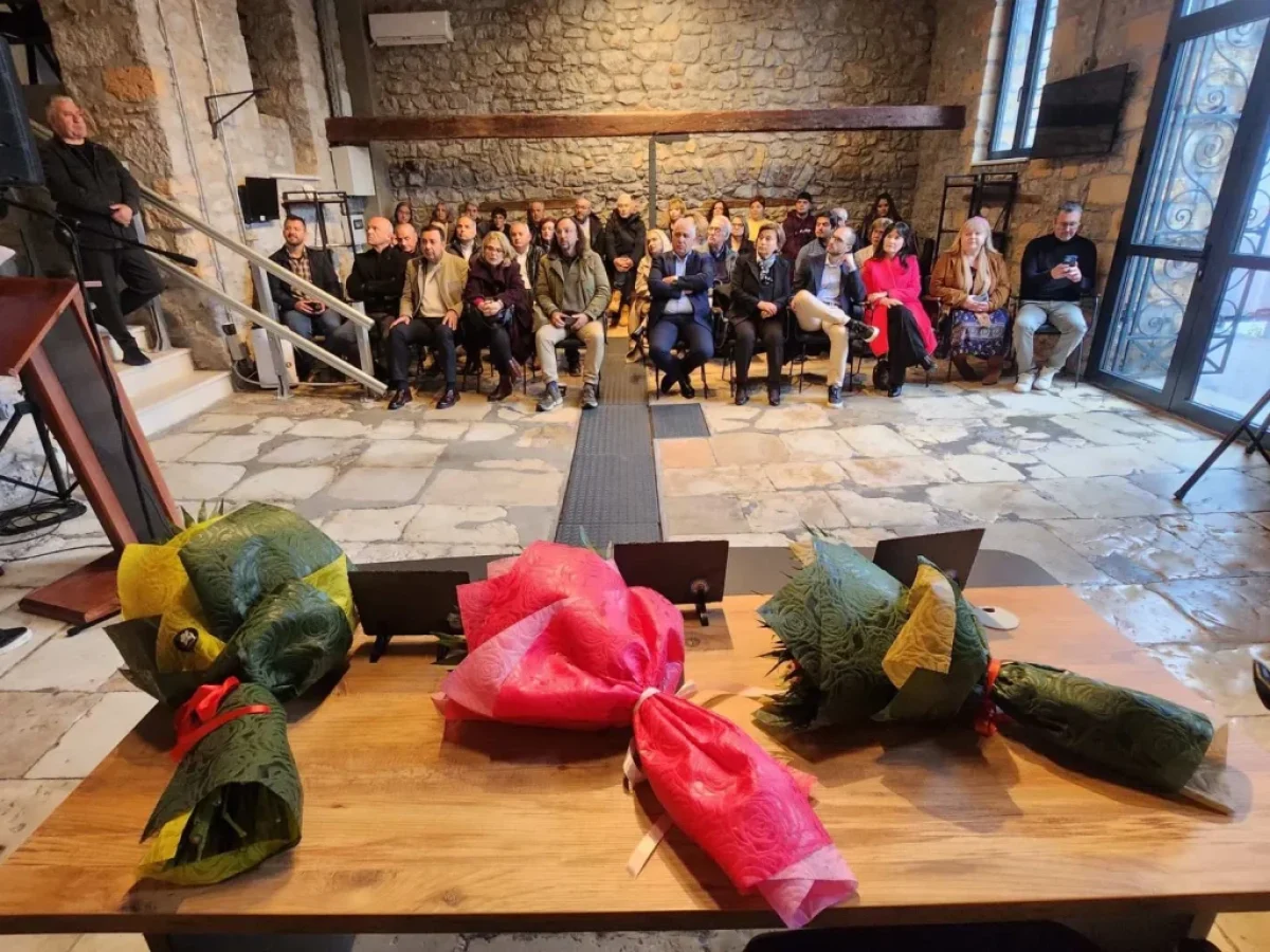 Δήμος Αιγιαλείας: Τρεις υποτροφίες Δημήτρη Καλογερόπουλου σε πρωτοετείς φοιτητές