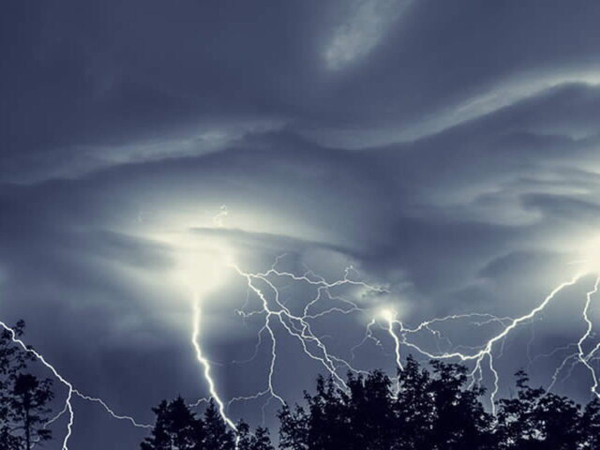 Δήμος Γλυφάδας: Κλείνουν παιδικές χαρές και πάρκα