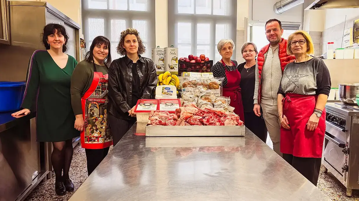 dimos-kozanis-efcharistirio-sti-HELLENiQ