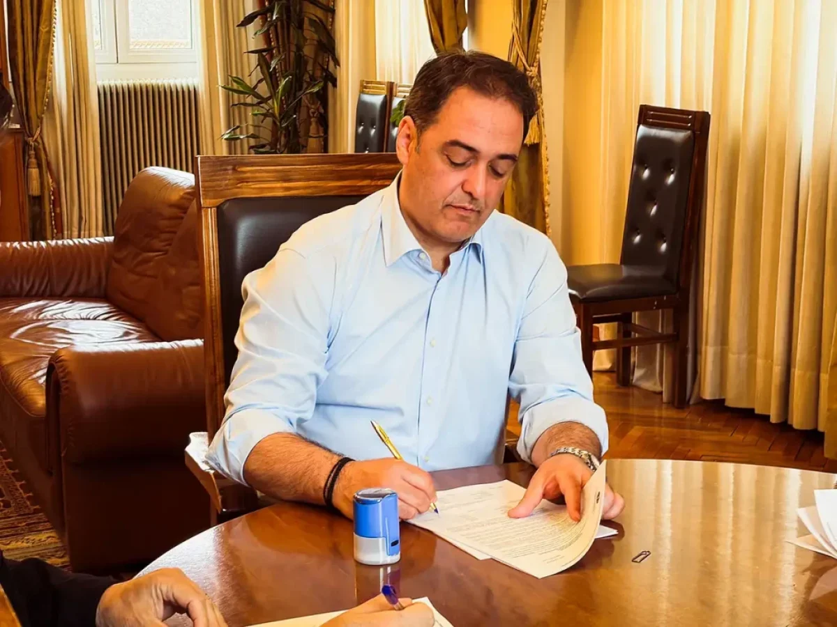 Δήμος Κοζάνης: Υπεγράφη η σύμβαση για τη συντήρηση κοινόχρηστων υποδομών στις Δημοτικές Ενότητες Δημητρίου Υψηλάντη και Ελλησπόντου