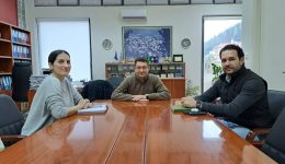 dimos-lokron-sinantisi-ergasias-sto
