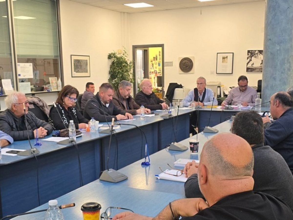 Δήμος Πλατανιά: Έντονη διαμαρτυρία για την ανατροπή πολεοδομικών δεδομένων 40 ετών σε οικισμούς 701-2.000 κατοίκων