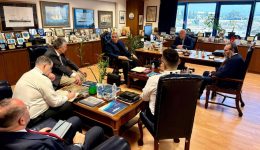 dimos-tinou-sinantisi-ergasias-tou