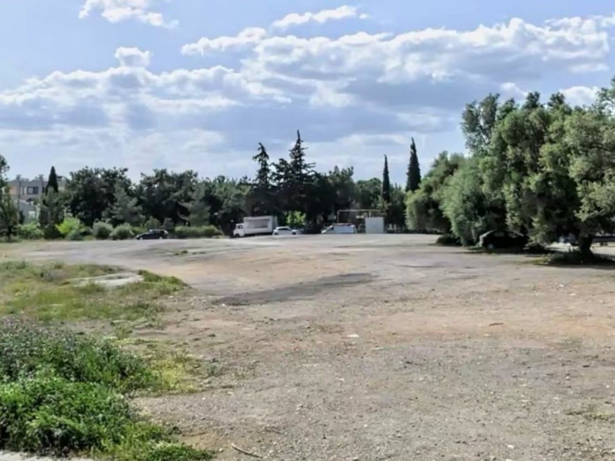 Δημότες της Περιοχής Αλωνίων Κηφισιάς ανησυχούν για την Εγκατάσταση Λαϊκών Αγορών στο οικόπεδο ιδιοκτησίας ΕΦΚΑ στα Αλώνια.