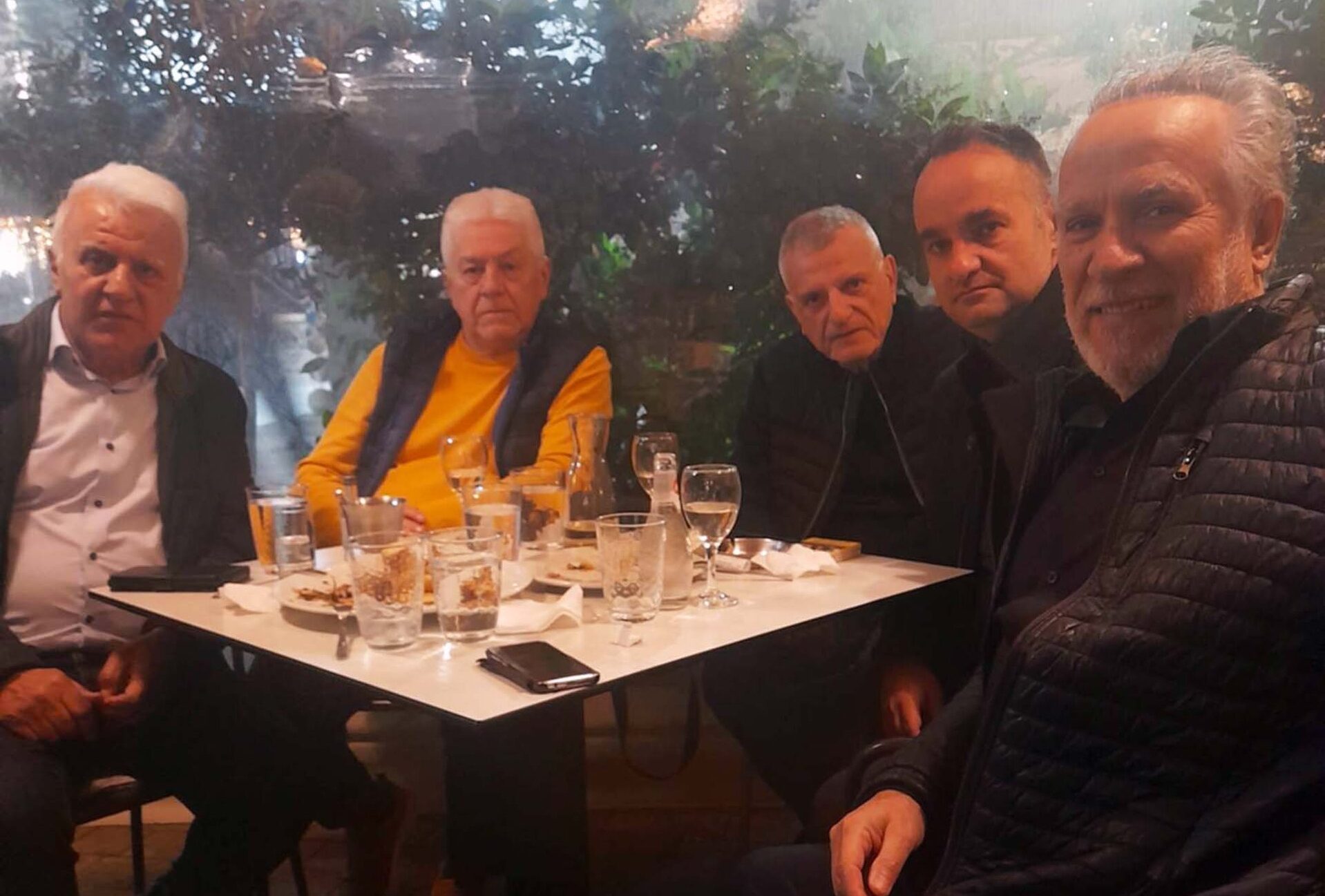 dinamoni-i-diekdikisi-gia-ton