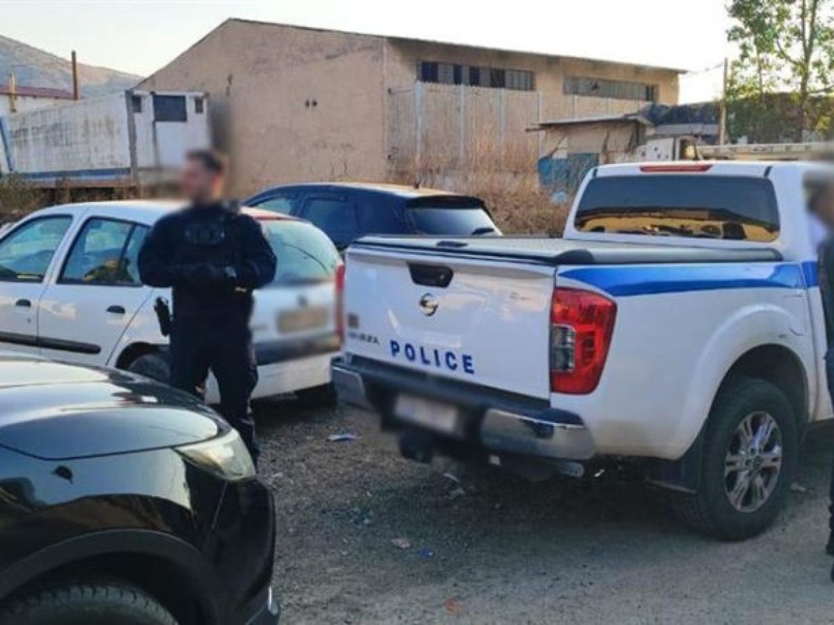 Δύο συλλήψεις, οκτώ προσαγωγές και κατάσχεση οχήματος, στο πλαίσιο ειδικής επιχειρησιακής δράσης σε οικισμό Ρομά στην Αταλάντη