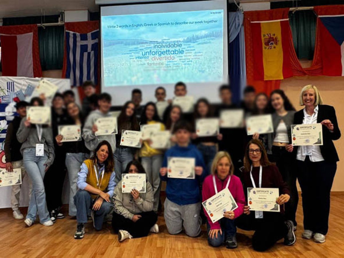 Το 2ο Γυμνάσιο Νέας Μάκρης υποδέχθηκε μαθητές & εκπαιδευτικούς από την Βαλένθια