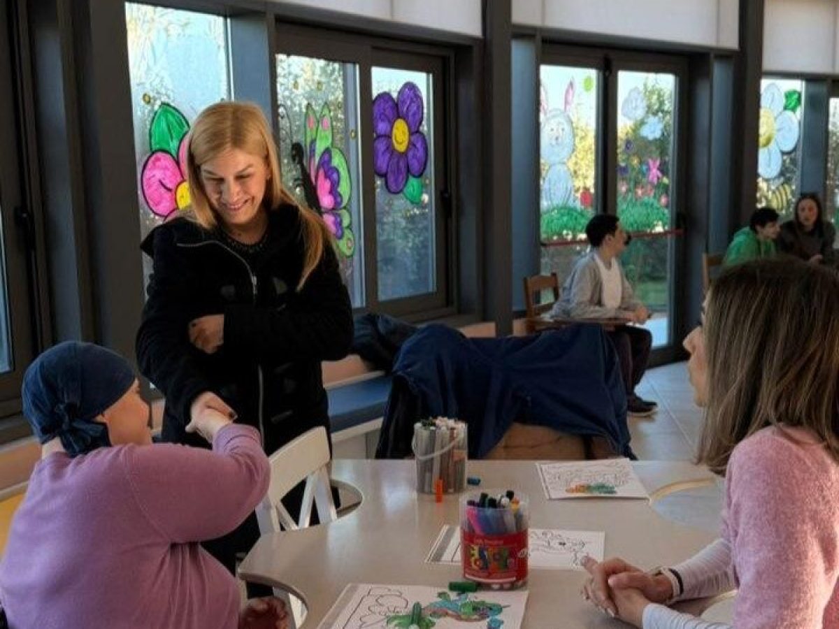 Δομές κοινωνικής φροντίδας των Χανίων επισκέφθηκε η Σέβη Βολουδάκη