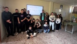 dorea-ilikotechnikou-exoplismou-apo-ti