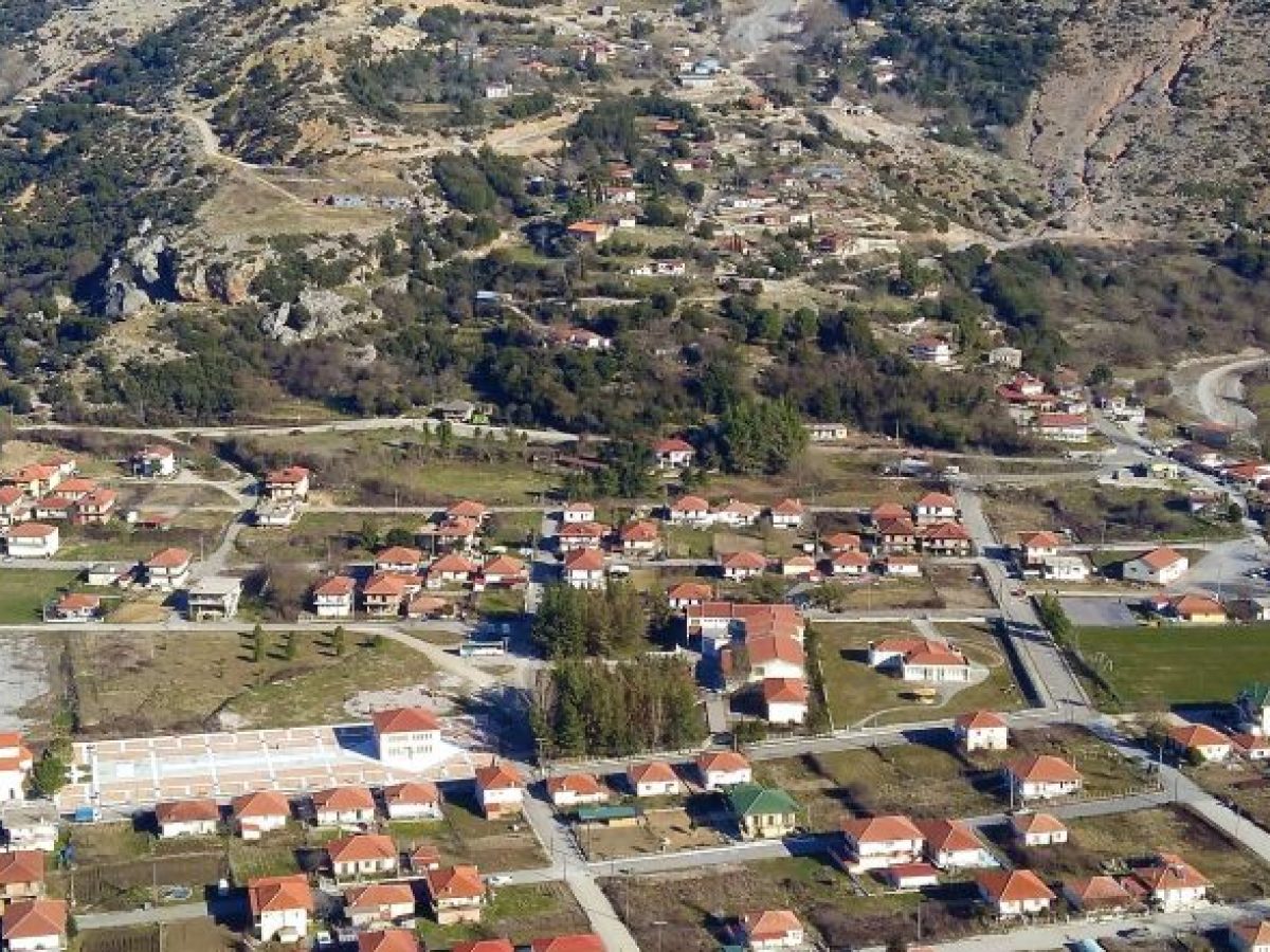 Δωρεάν λεωφορείο από το Δήμο για να… πιάσουν το Μάη στον Εμπεσό οι Αμφιλοχιώτες