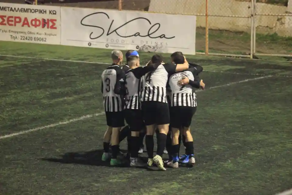 doxa-kardamenas-den-dechomaste-strevlosis