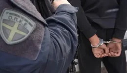 drapetefse-apo-ta-chania-eklepse