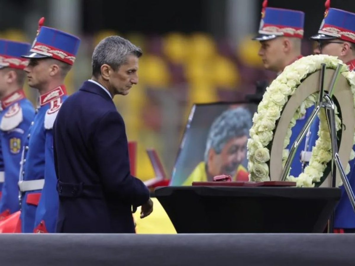 «Έφυγε» ο σπουδαίος προπονητής Μιρτσέα Λουτσέσκου – Συγκινητικές στιγμές στο λαϊκό προσκήνυμα