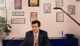 efige-o-vasilis-iliopoulos-enas