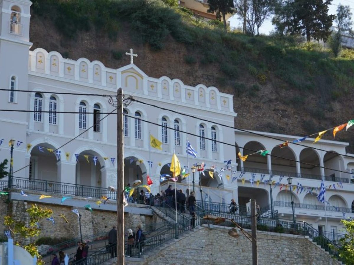 Αίγιο: Κορυφώνονται οι προετοιμασίες για τη λαμπρή γιορτή της Παναγίας Τρυπητής