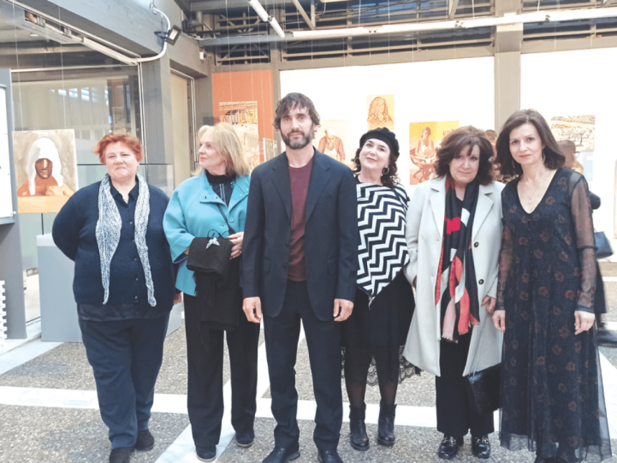 Εγκαινιάστηκε η αναδρομική έκθεση ζωγραφικής του Δραμινού εικαστικού Αδάμ Κατσούκη