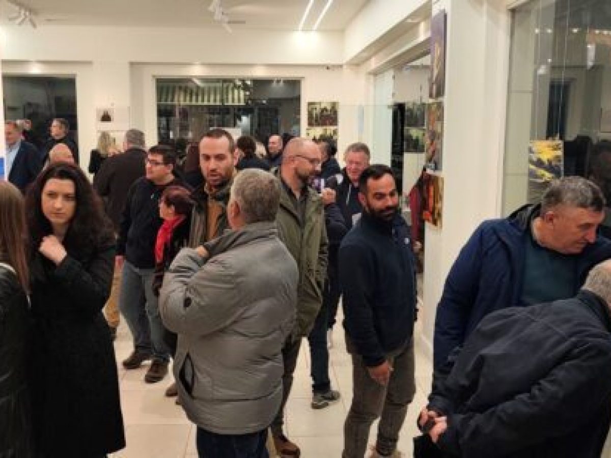 Εγκαινιάστηκε η Έκθεση Φωτογραφίας και Ζωγραφικής «Τα όμορφα χωριά των Γρεβενών: Ο τόπος και οι άνθρωποι»