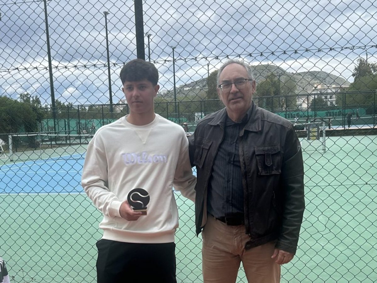 Έγραψε ιστορία ο Τόλης Ιωάννης – Κατέκτησε το χάλκινο μετάλλιο στους Σχολικούς Αγώνες Αντισφαίρισης