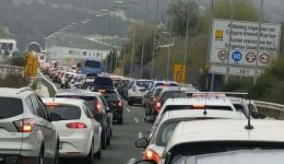 ekklisi-gia-ta-diodia-polimilou