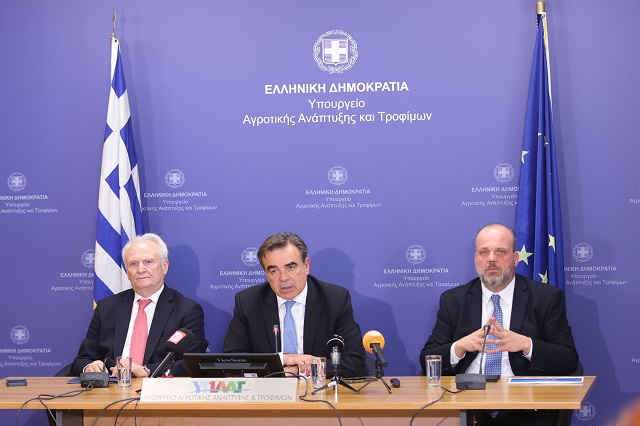 ekklisi-m.-schina-gia-simmorfosi