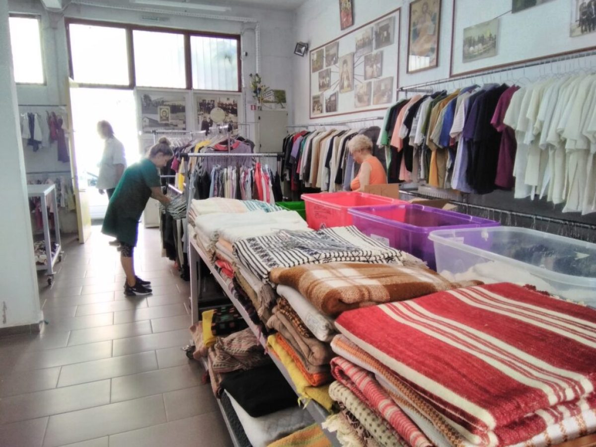 Έκκληση του ΚΕ.Δ.Α.Β. Βόλου για προσφορά ανοιξιάτικων και καλοκαιρινών ενδυμάτων