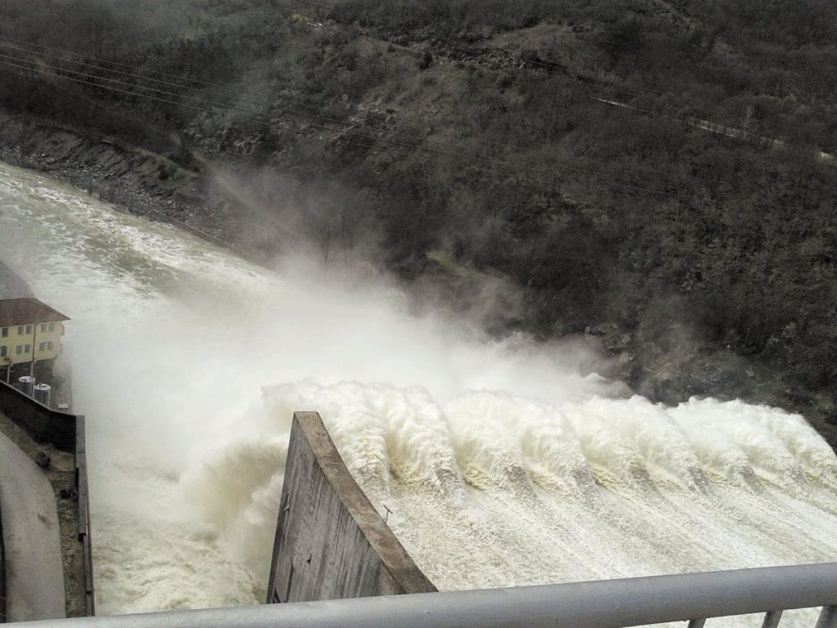Έκτακτη προειδοποίηση για τον Άρδα: Απελευθέρωση υδάτων από το φράγμα Ιβαΐλοβγκραντ