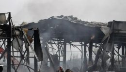 eleftheros-me-perioristikous-orous-ke