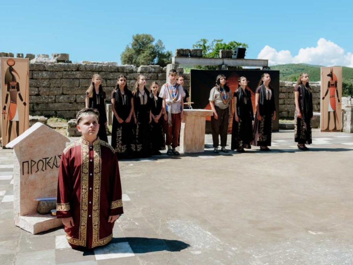 «Ελένη» του Ευριπίδη στο 13ο Διεθνές Νεανικό Φεστιβάλ Αρχαίου Δράματος στην Αρχαία Μεσσήνη