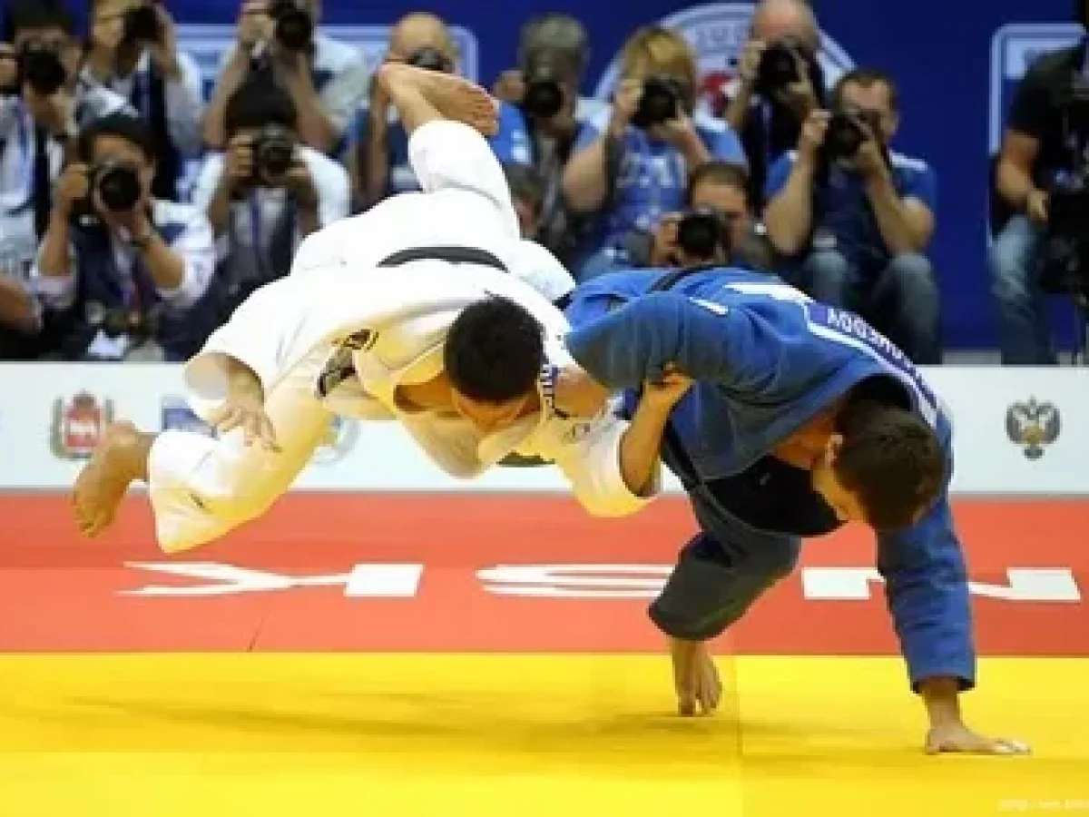 Ελληνικό «FBI»: Η νύχτα που μπλόκαραν τα 1,15 εκατ. ευρώ στο Κιάτο – Ο τζουντόκα και ο επιχειρηματίας κοντά στην Πάτρα