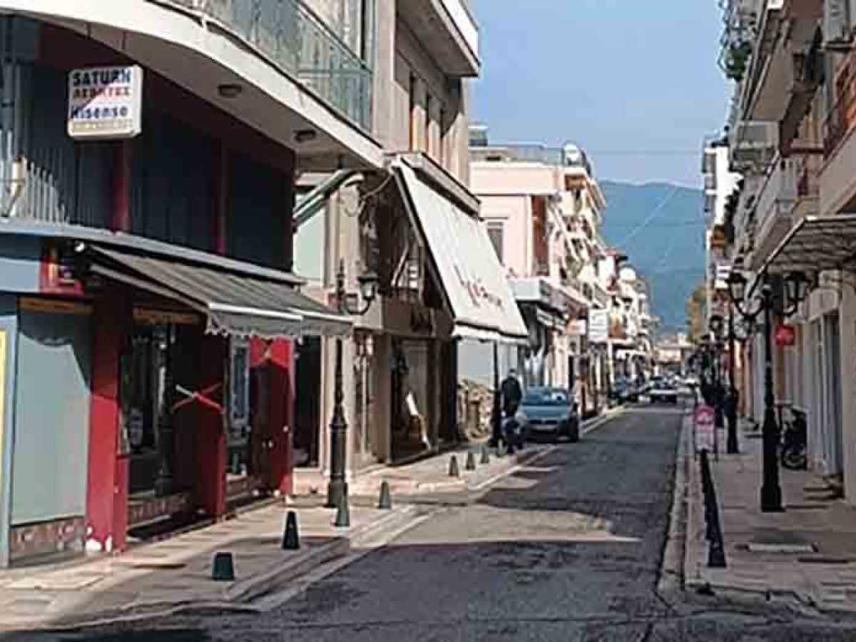 Εμποροβιομηχανικός Σύλλογος Μεσολογγίου: Ολοκληρώθηκε η διάθεση σημαιών της Επανάστασης