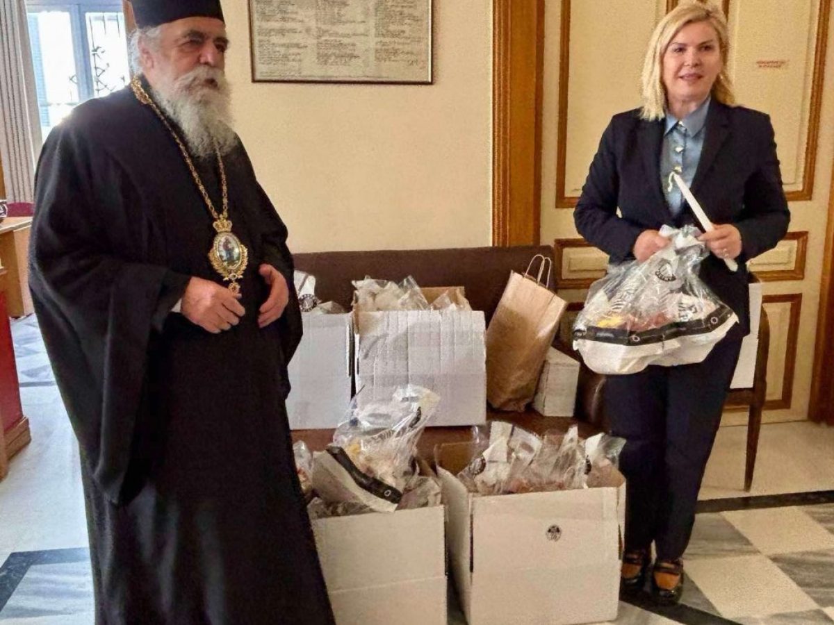 Έμπρακτη στήριξη και μήνυμα αλληλεγγύης από την Αντιπεριφέρεια Κοινωνικής Πολιτικής και Οικογένειας σε συνεργασία με τις Ιερές Μητροπόλεις